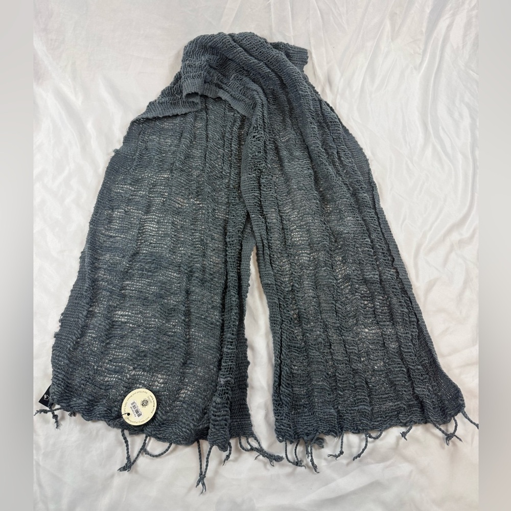 Marquet Fair Trade Hand Woven Charcoal Free Weave Scarf NWT‎